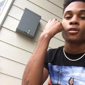 Meet your Posher, James